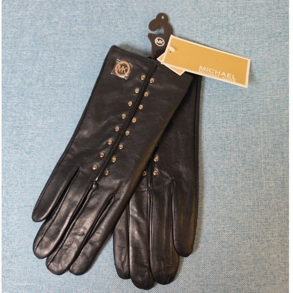 Michael Kors Womens Black Leather Studded Tech Gloves Gold MK Logo Small NEW